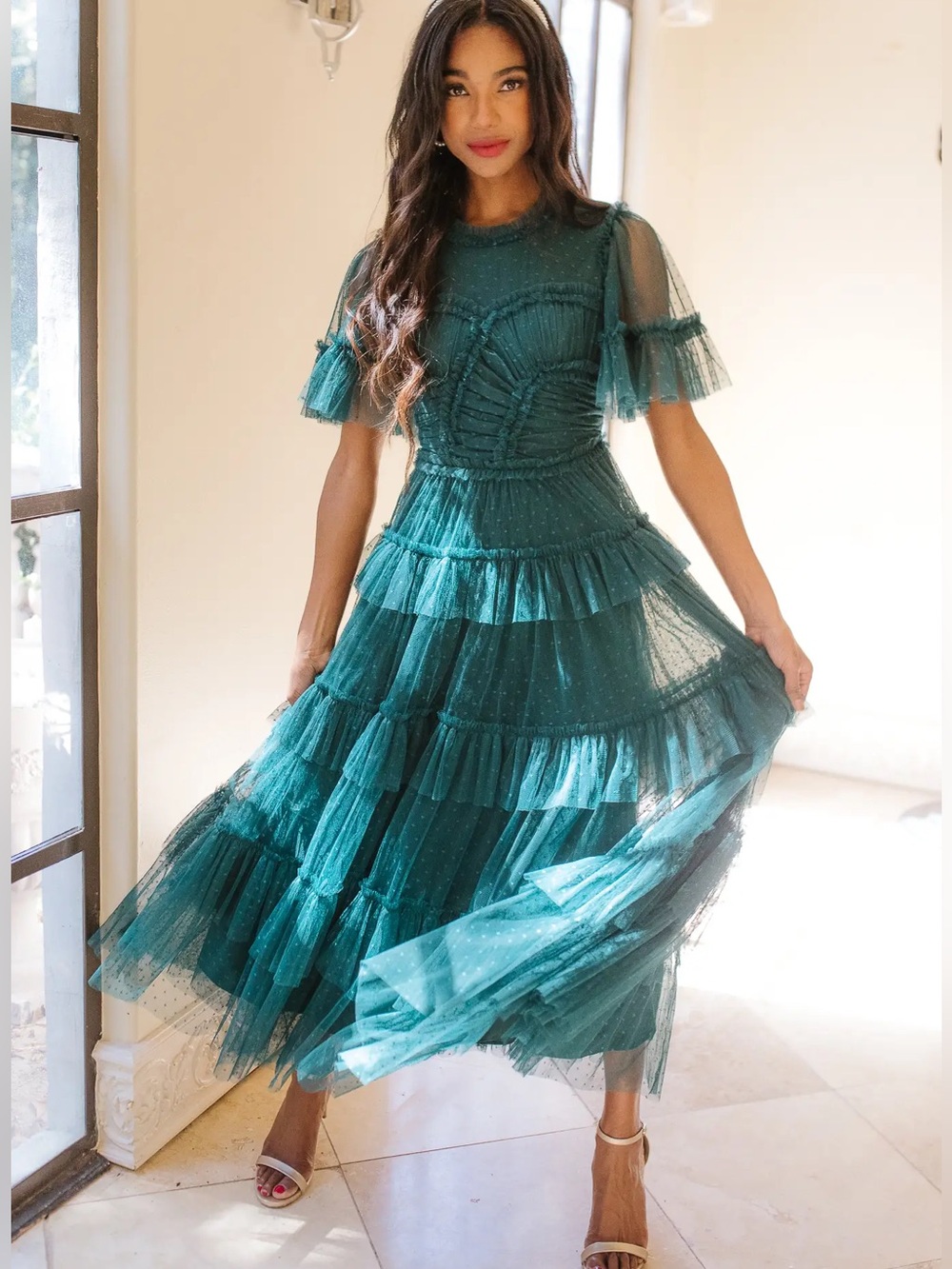 Ivy City Co. Whimsical dress in Emerald green, size M